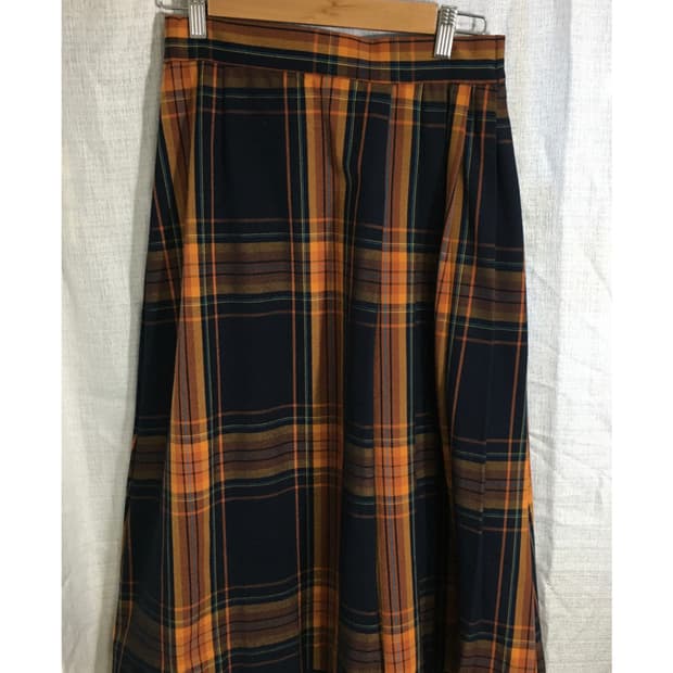 Check long skirt