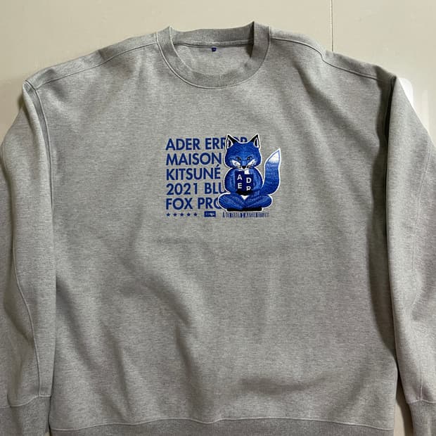 아더에러 메종키츠네 메디테이션 폭스 스웻셔츠 그레이