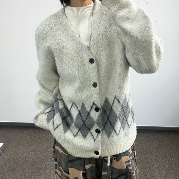 Tonywaks 토니웩 아이보리 그레이 아가일 니트가디건