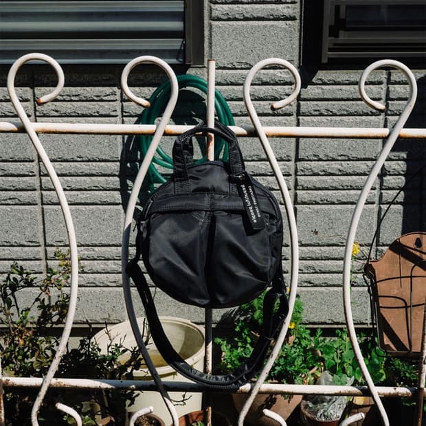 POTR (요시다 포터) X 뷰티풀피플 콜라보 헬맷 백 챠콜