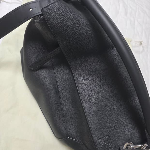 로에베 퍼즐백 라지 블랙 