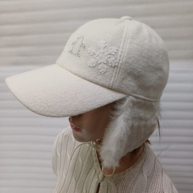 먼싱웨어 골프 겨울 방한 귀덮개 귀달이 캡 모자 여성 방한모 사랑봉봉