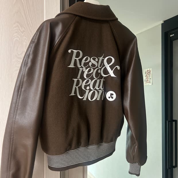 레스트앤레크레이션 울 봄버 자켓