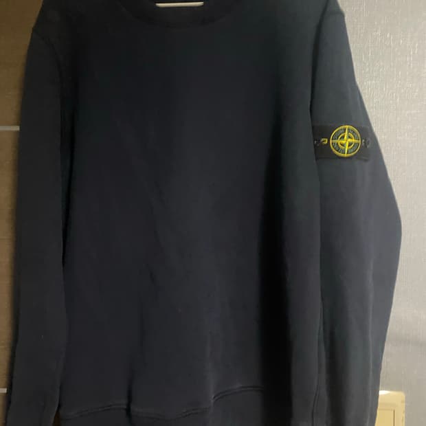 정품)스톤아일랜드 맨투맨 네이비M