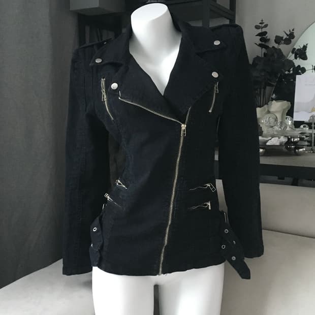 ༒ Zipper Detail Jacket