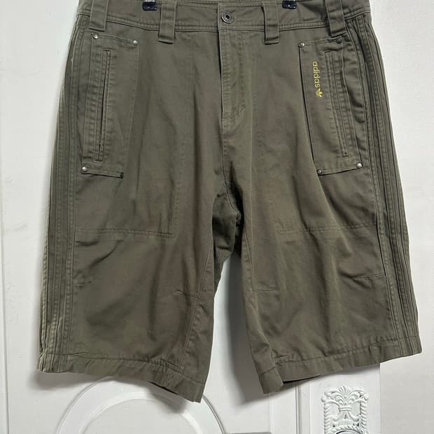 아디다스 올드스쿨 버뮤다 팬츠