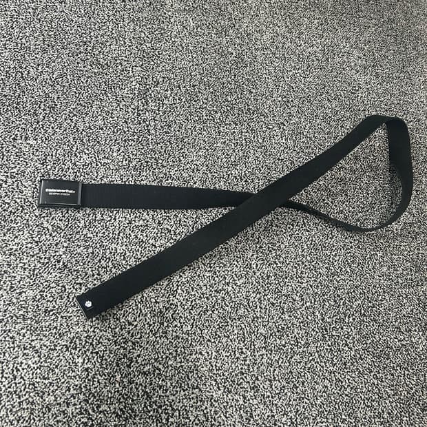 디스이즈네버댓 벨트