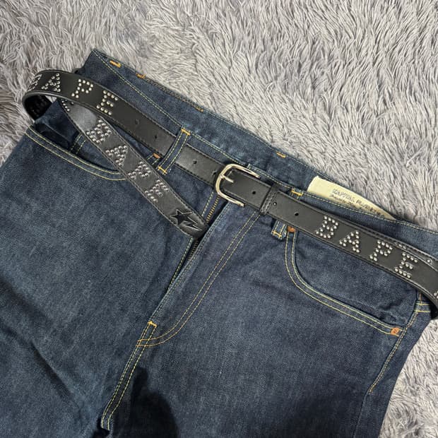 베이프(Bape) 스터드 가죽 롱벨트