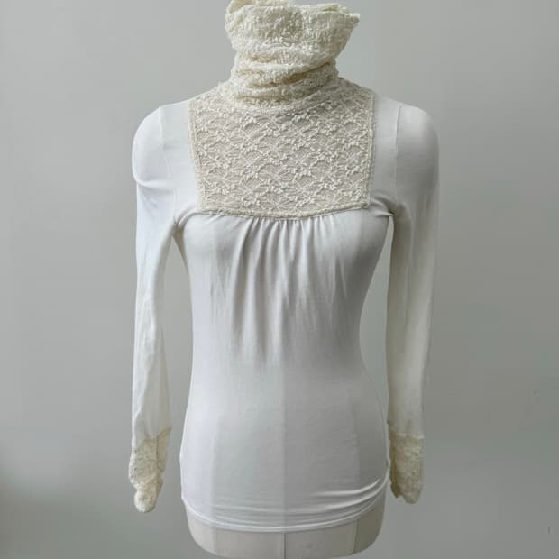 Lace Highneck Layered Top