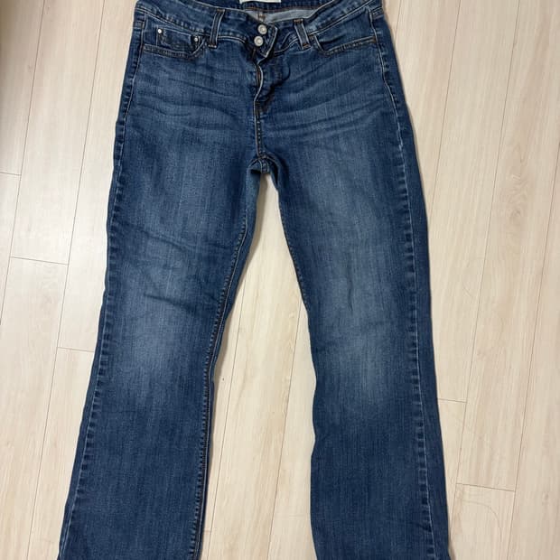 리바이스 526 slender boot