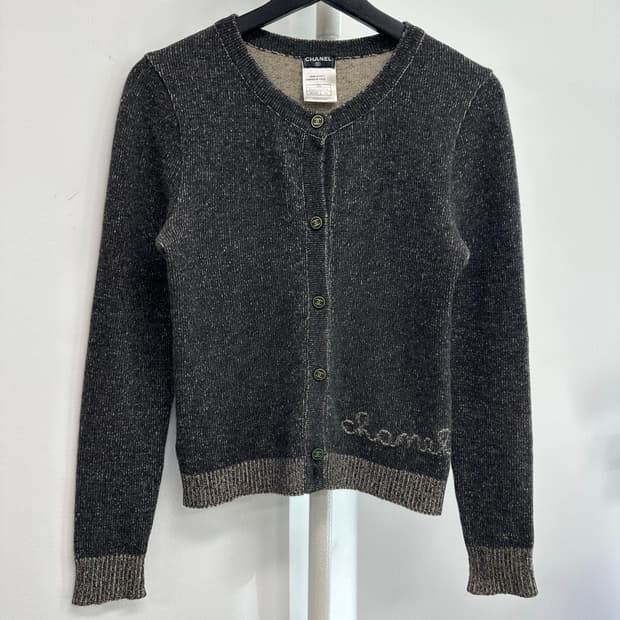 샤넬 캐시미어 로고버튼 가디건