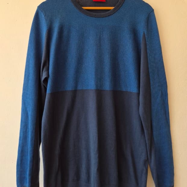 휴고보스 남성 코튼혼방라운드긴팔니트

