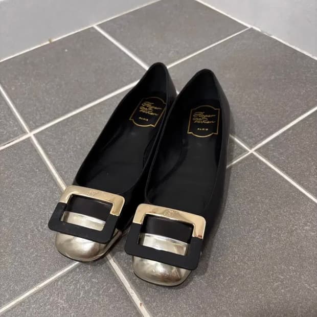 정품)로저비비에 플랫슈즈