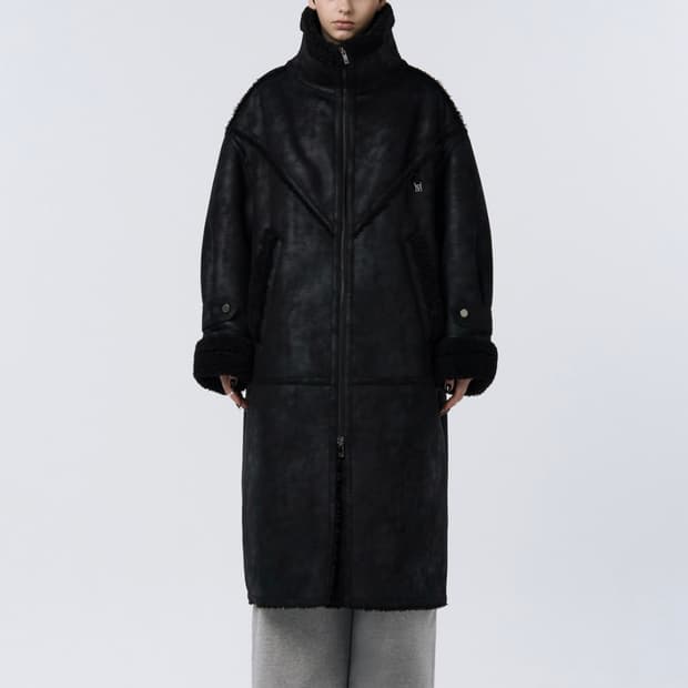 트리밍버드 하이넥 롱 무스탕 코트 블랙