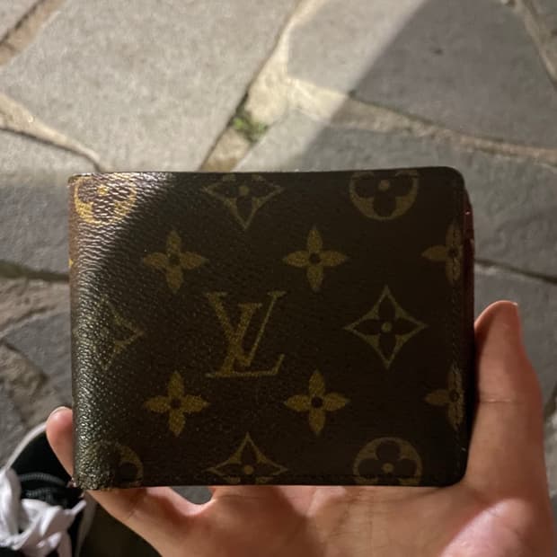 루이비통 반지갑