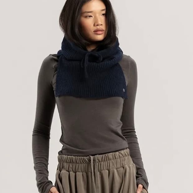 부디무드라 넥워머 네이비