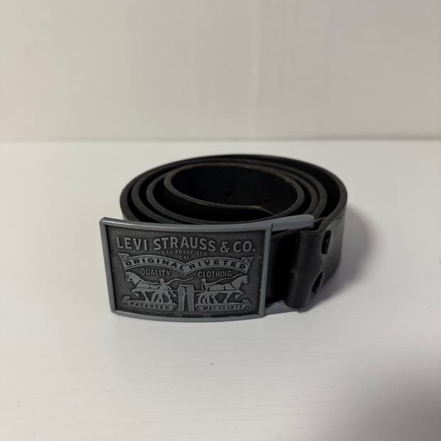 리바이스 빈티지 실버 버클 가죽 벨트