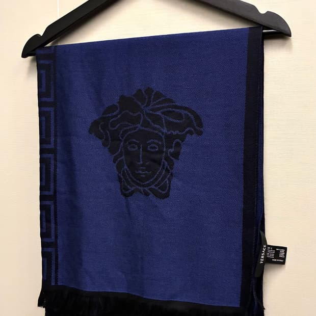 VERSACE 베르사체 자카드 메두사 리버시블 울 머플러 목도리