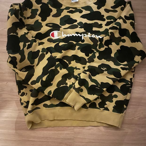 Bape X Champion 맨투맨