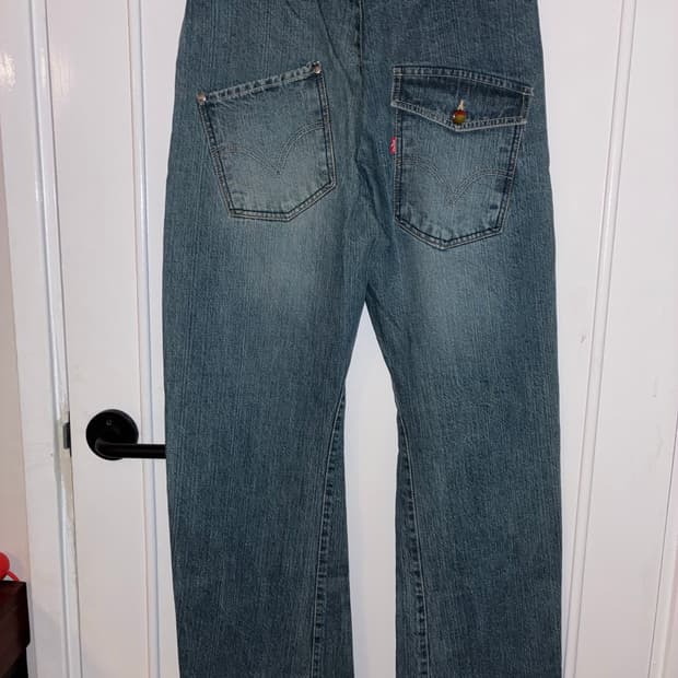 Levi’s Engineered Jeans Loose Fit 일본제품