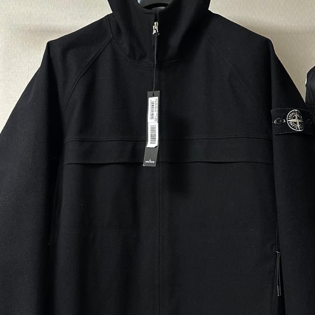 스톤아일랜드 탱크쉴드 울 자켓 XL(105-110) 국내판