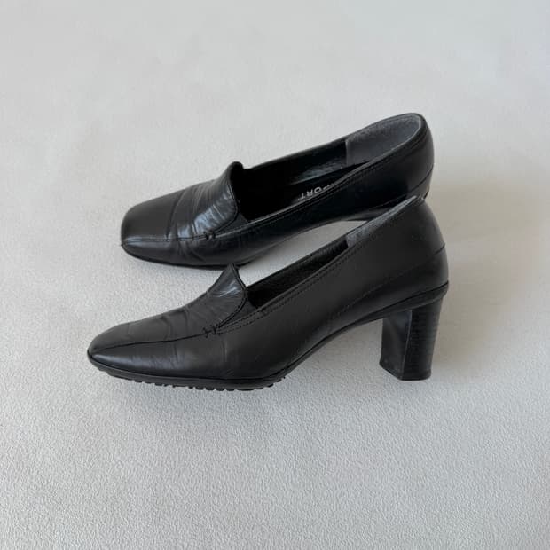 락포트(ROCKPORT) 레더 로퍼 구두