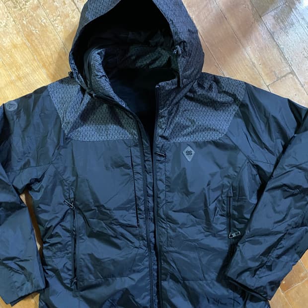 코오롱스포츠 블랙 바람막이 자켓 105