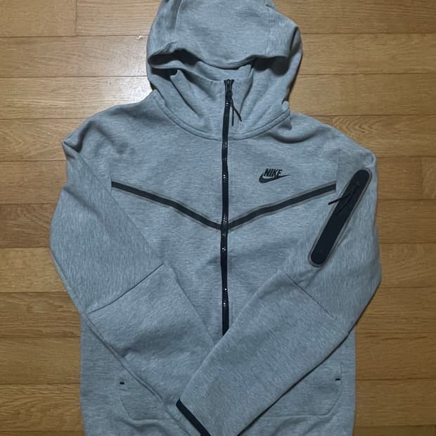 나이키 테크팩 그레이