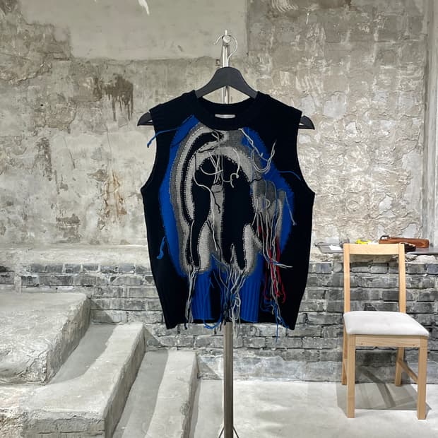 찰리 제프리 러버보이 21F/W 블랙 테슬 니트 베스트