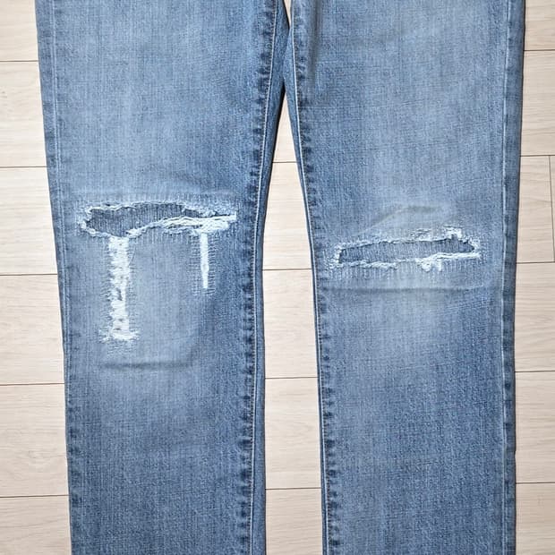 생로랑 미사용 데님 스키니 청바지 30 사이즈!!!