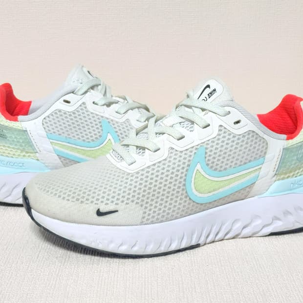나이키 리액트 레전드 여성 운동화 민트/핑크 235mm 상태좋음