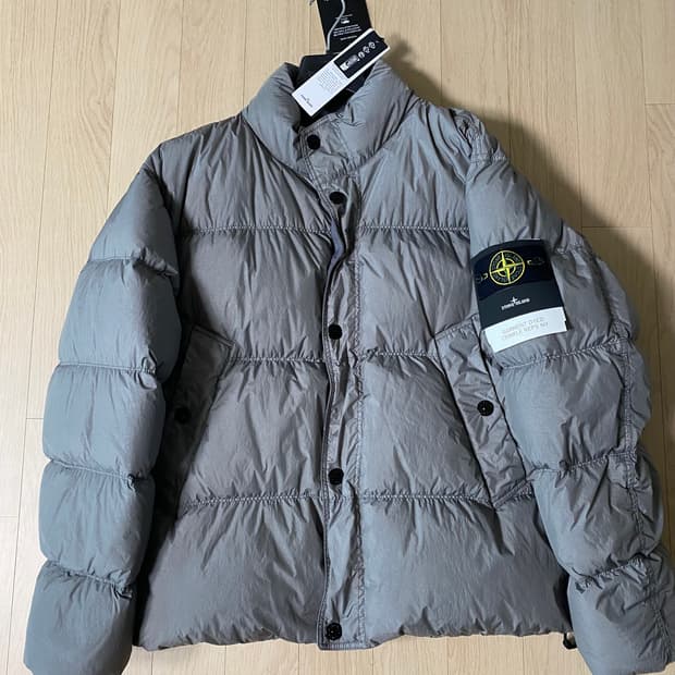 25fw 스톤아일랜드 크링클랩스 패딩 시멘트그레이