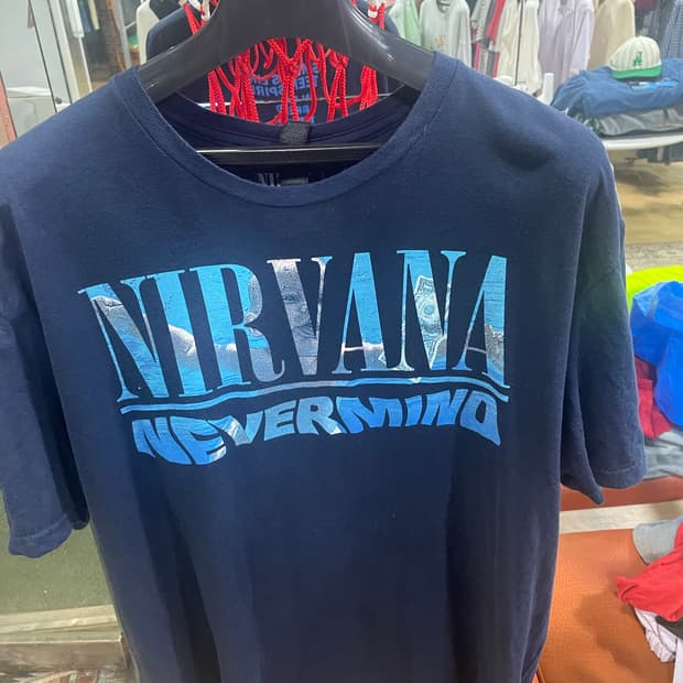 너바나(nirvana) 24년 nevermind 반팔