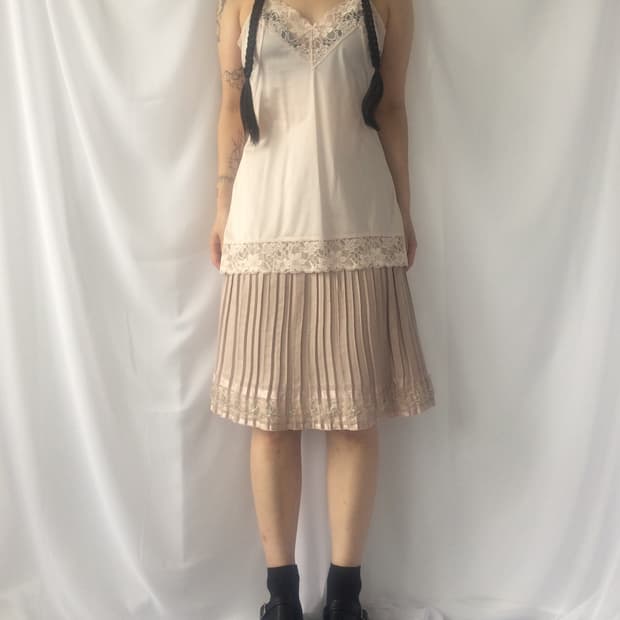 Lace slip sleeveless