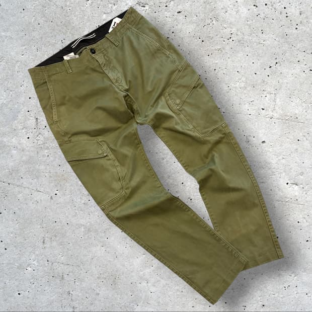 [33] 스톤아일랜드 자수 사선 카고 포켓 팬츠 카키 D859