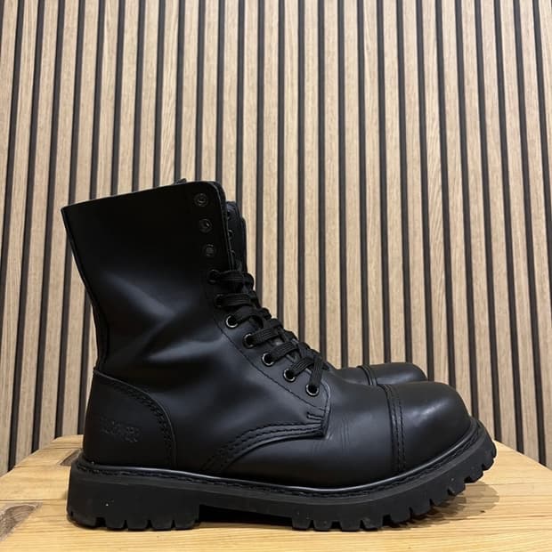 Undergorund 스틸토 부츠