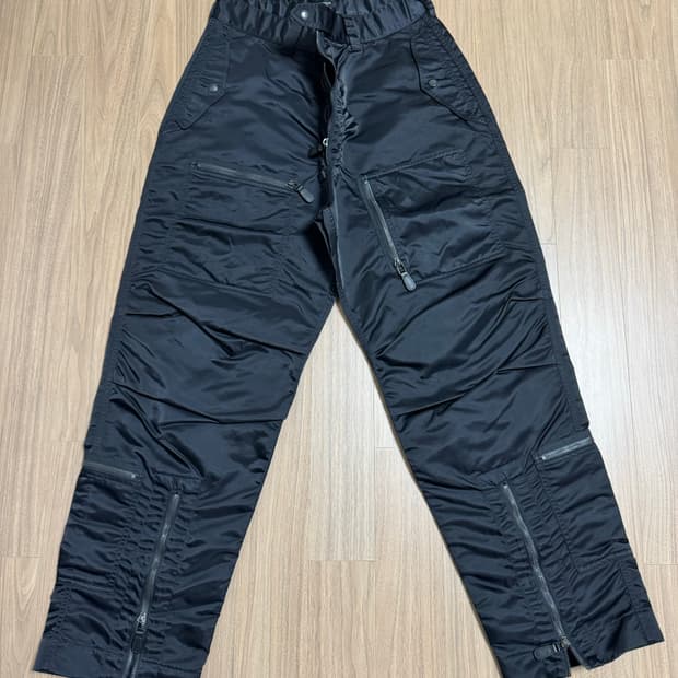 이스트로그 플라이트팬츠 블랙 m사이즈