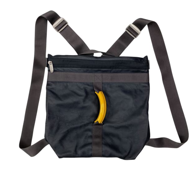 만다리나덕 바나나 차콜 백팩