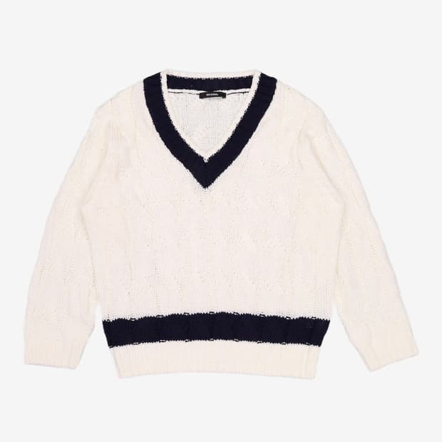 다이애그널 브이넥 니트