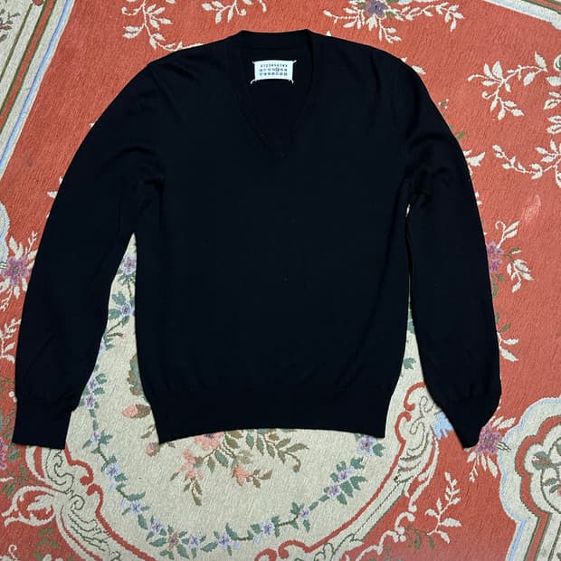 마틴 마르지엘라 브이넥 니트