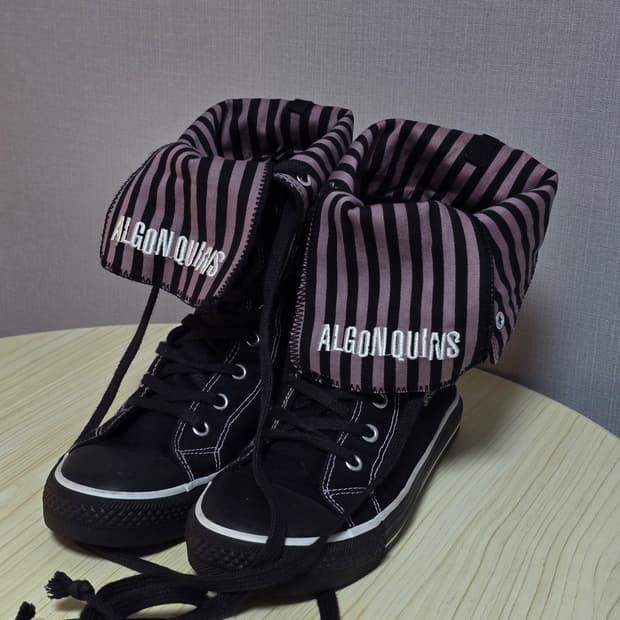 Algonquins 알곤퀸즈 하이컷 스트라이프 스니커즈