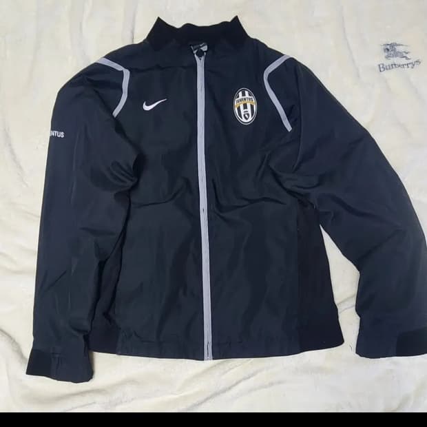 나이키 유벤투스 바람막이