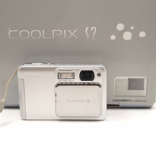 한글지원🤍쿨픽스 S2 실버 ✨ 슬림한 슬라이드 감성디카 🤍