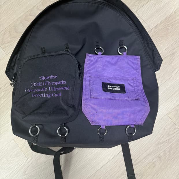 라프시몬스 X 이스트팩 