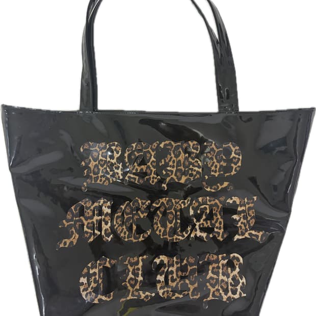 베이비메탈클럽 베메클 에나멜 백 블랙 판매합니다