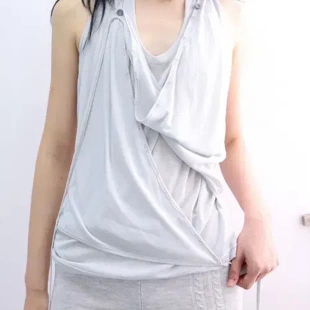 울리카 Halter Wrap Sleeveless (light grey)