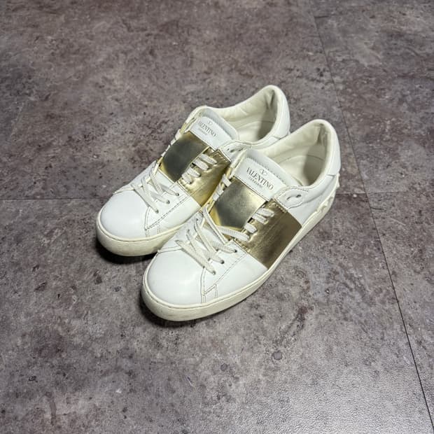 발렌티노 락스터드 36.5