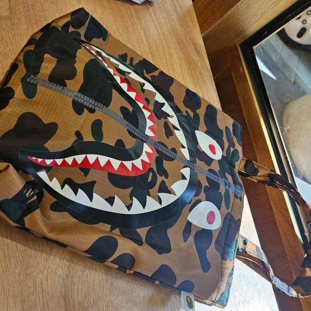 Bape 베이프 황계 토트백/카모패턴