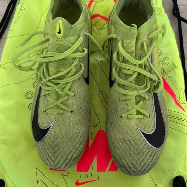 나이키 머큐리얼 축구화 265