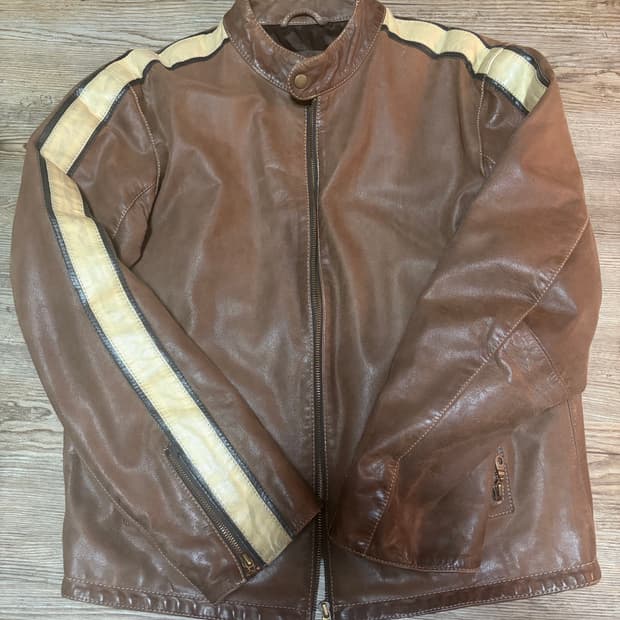 브라운 레더 자켓